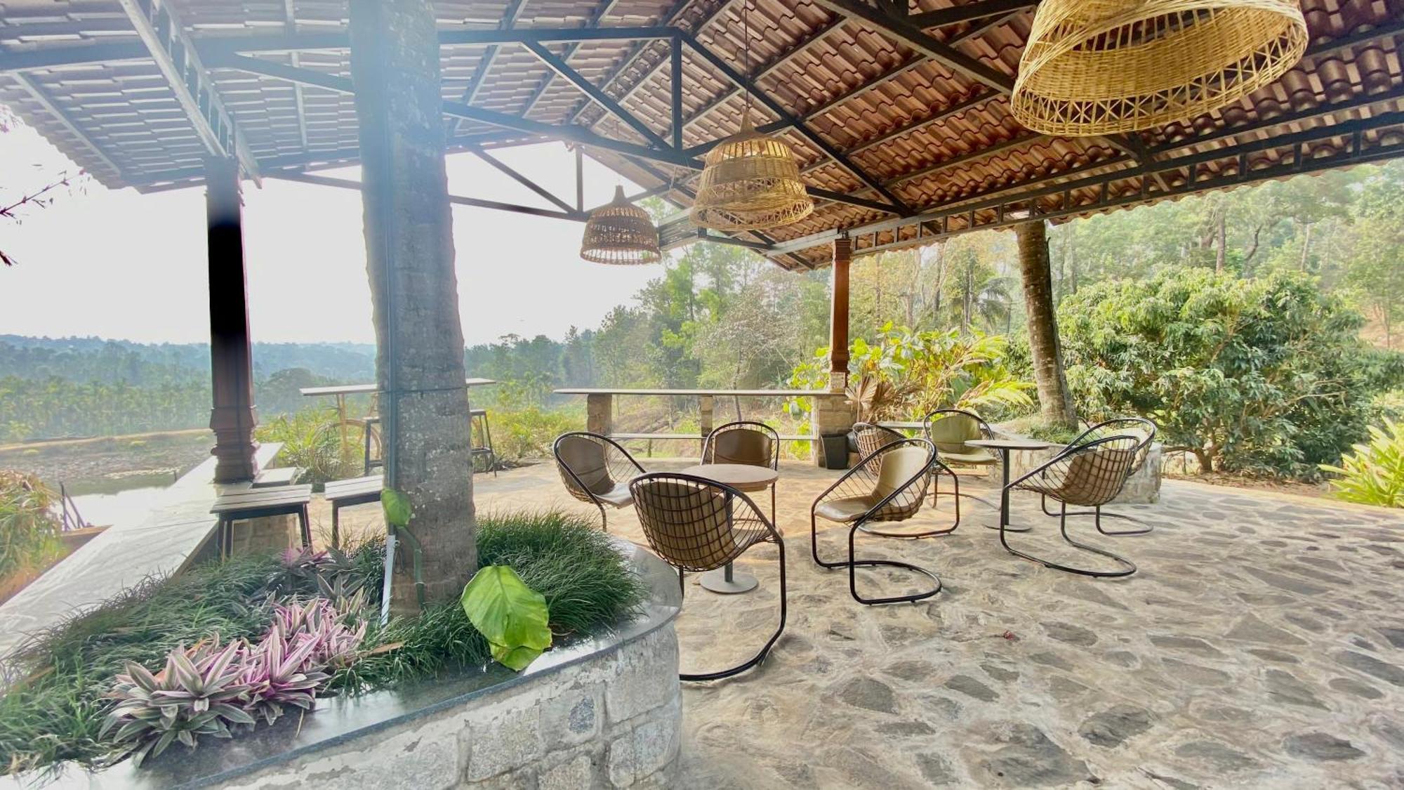 Willostays Villa Tranquil De Susanj Sakleshpur Ngoại thất bức ảnh