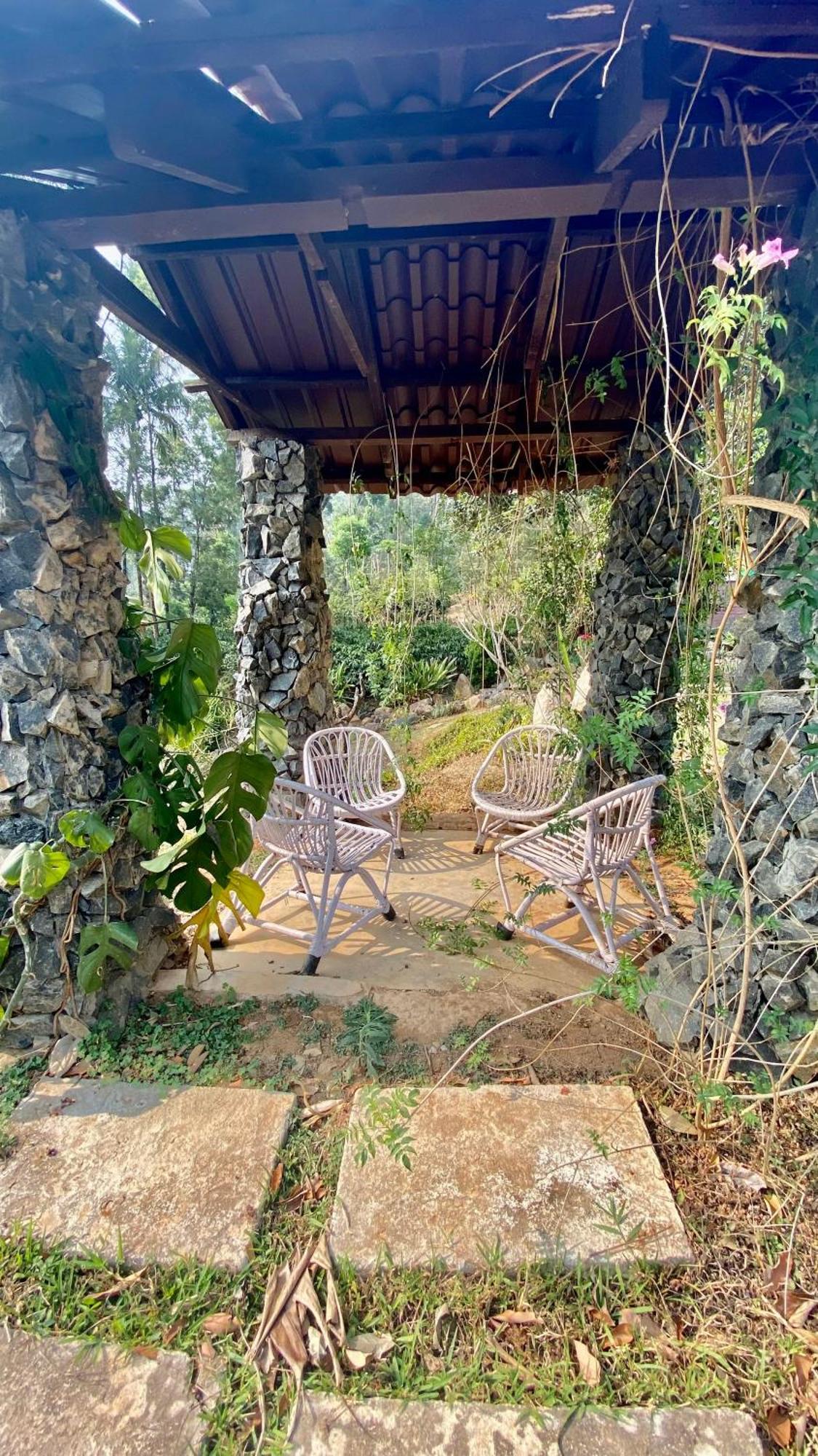 Willostays Villa Tranquil De Susanj Sakleshpur Ngoại thất bức ảnh